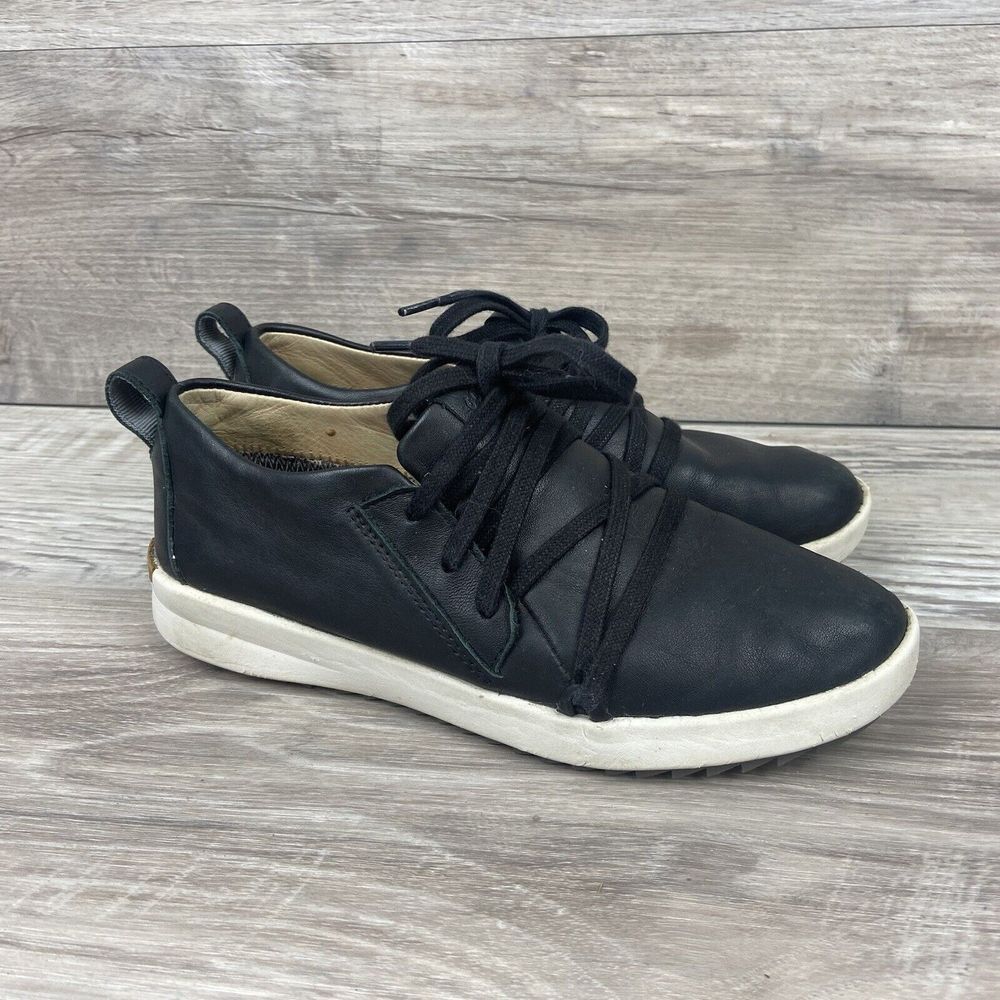 Olukai Malua Li Black  Leather Lace Sneaker Women's size 6‎